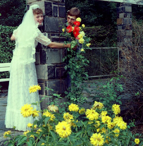 Datei:1982-Hochzeit-Kirchlich und große Feier-00493.jpg